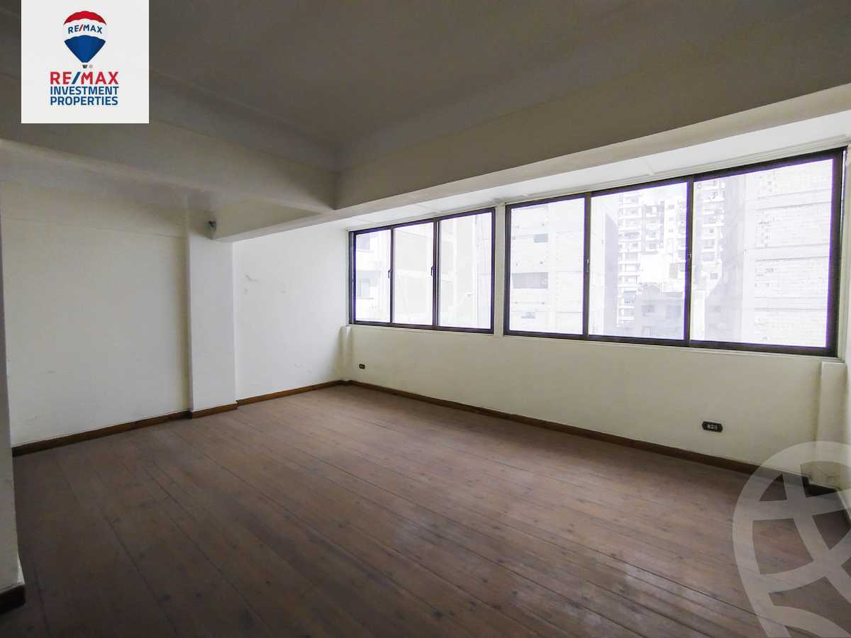 https://aqarmap.com.eg/ar/listing/6391129-for-sale-alexandria-el-asafra-ahmed-tiesser-st