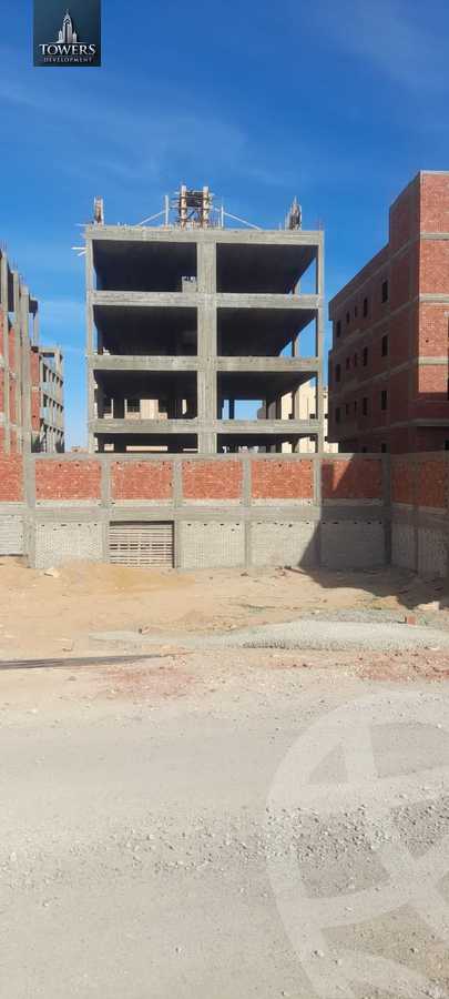 https://aqarmap.com.eg/en/listing/5813900-for-sale-cairo-new-cairo-bait-el-watan-south-suez-road-el-hay-el-takmely