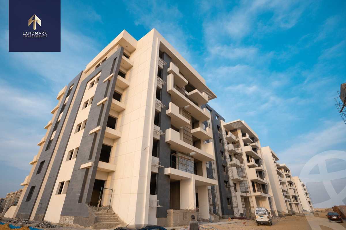 https://aqarmap.com.eg/en/listing/5986989-for-sale-cairo-new-cairo-lmstqbl-syty-compounds-kmbwnd-l-myrd-lmstqbl