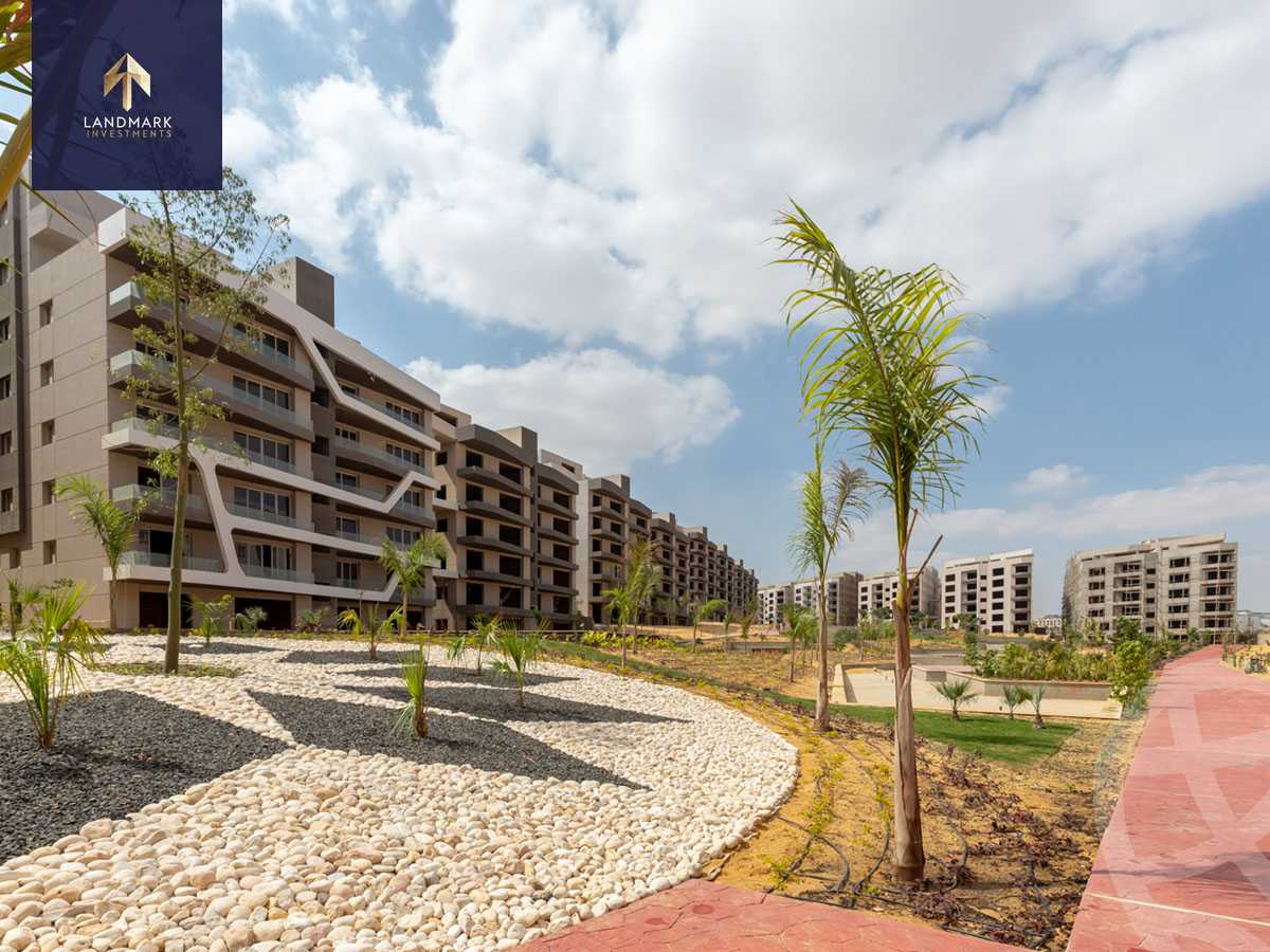 https://aqarmap.com.eg/en/listing/6083790-for-sale-cairo-new-cairo-lmstqbl-syty-compounds-zyzyny-lmstqbl-rdk-llttwyr