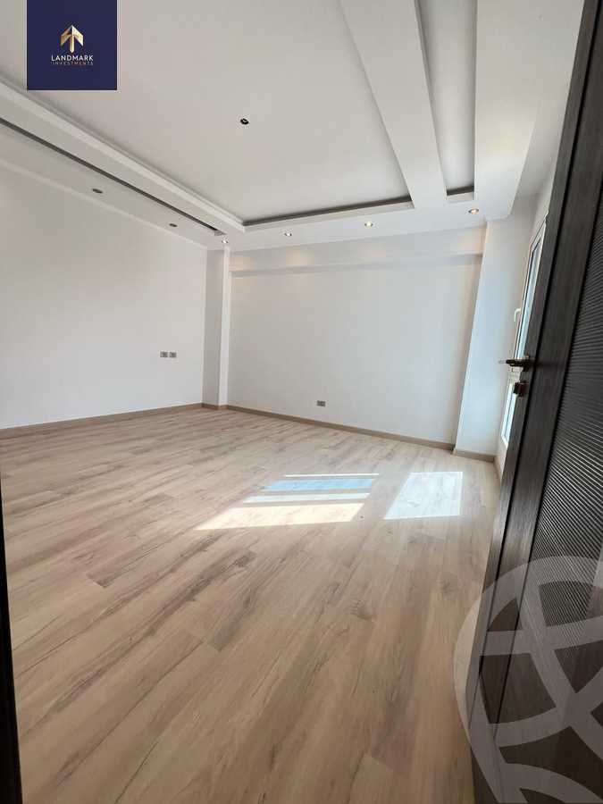 https://aqarmap.com.eg/en/listing/5963715-for-sale-cairo-new-cairo-compounds-mwrd-fq-llttwyr