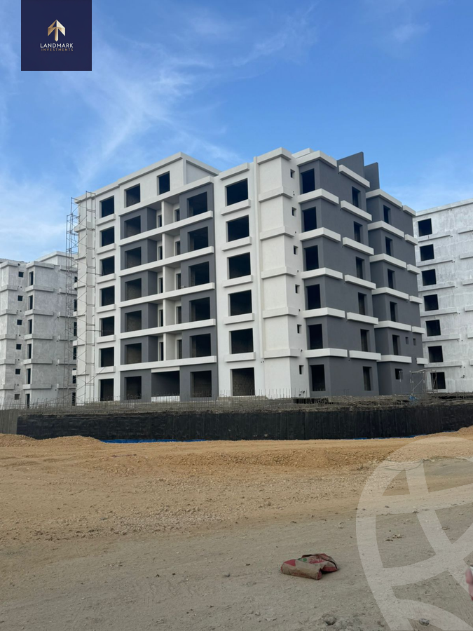 https://aqarmap.com.eg/en/listing/5964410-for-sale-cairo-new-cairo-compounds-kmbwnd-kryk-twn-il-cazar