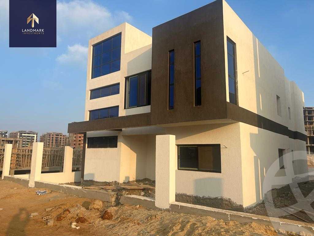 https://aqarmap.com.eg/ar/listing/5964469-for-sale-cairo-new-administrative-capital-r7-kmbwnd-stw