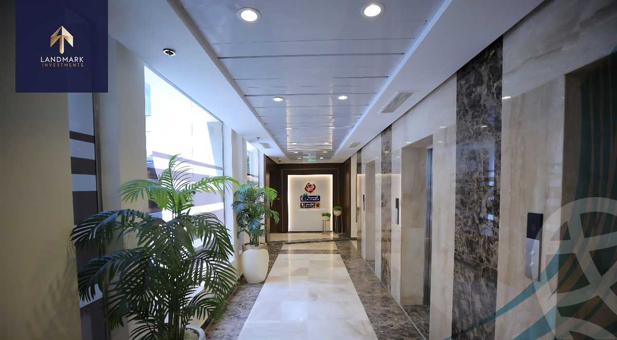 https://aqarmap.com.eg/ar/listing/5971737-for-sale-cairo-new-cairo-compounds-kyrw-kbytl-sntr-ktlyst-llttwyr