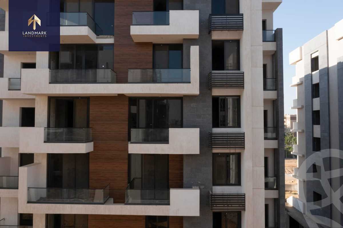 https://aqarmap.com.eg/en/listing/5986989-for-sale-cairo-new-cairo-lmstqbl-syty-compounds-kmbwnd-l-myrd-lmstqbl