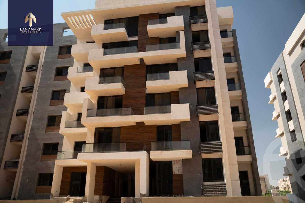 https://aqarmap.com.eg/en/listing/5986989-for-sale-cairo-new-cairo-lmstqbl-syty-compounds-kmbwnd-l-myrd-lmstqbl