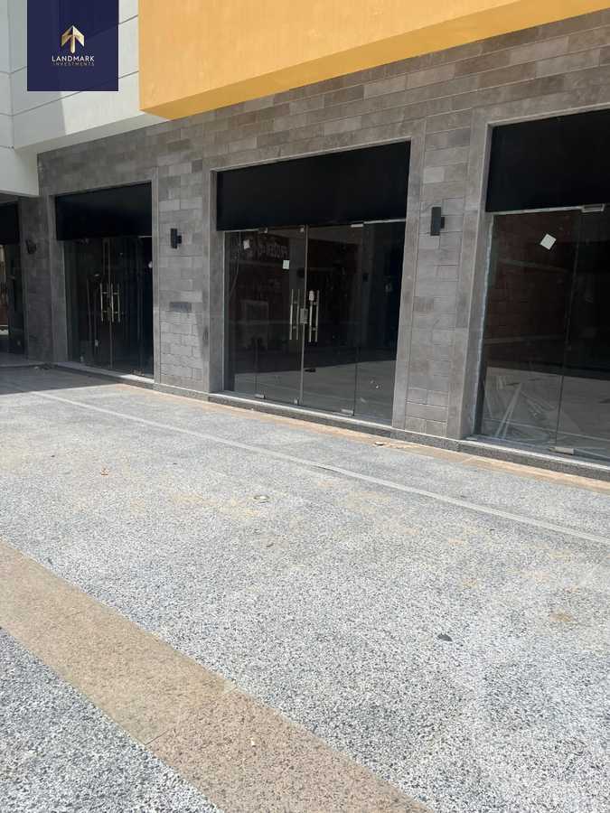 https://aqarmap.com.eg/ar/listing/5996121-for-sale-cairo-el-shorouk-compounds-myrkdw-mwl-swq-llttwyr
