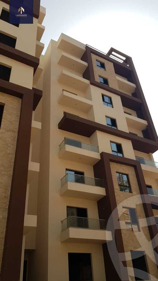 https://aqarmap.com.eg/en/listing/6094766-for-sale-cairo-new-administrative-capital-r8-mynwrk