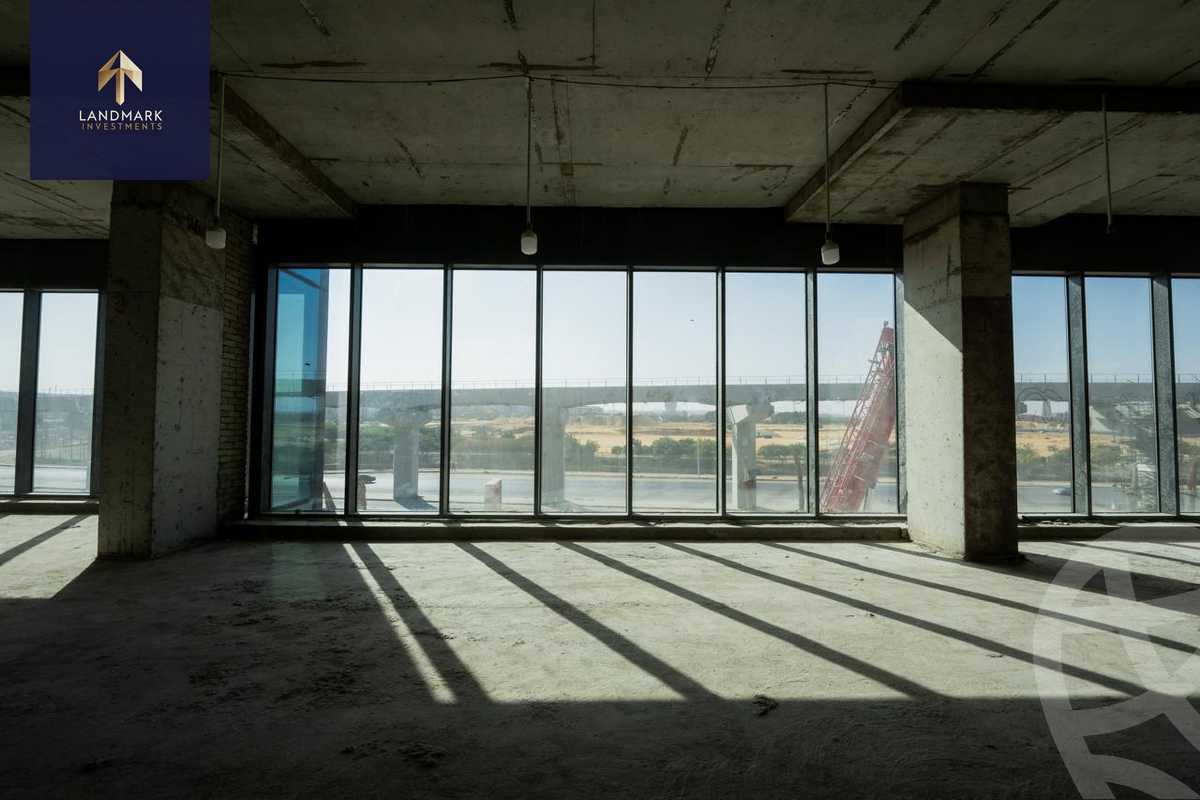 https://aqarmap.com.eg/ar/listing/6173286-for-sale-cairo-new-cairo-compounds-golden-gate-redcon