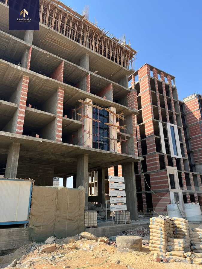 https://aqarmap.com.eg/en/listing/6259455-for-sale-cairo-new-administrative-capital-lhy-lmly-finsquare-el-shenawy-group