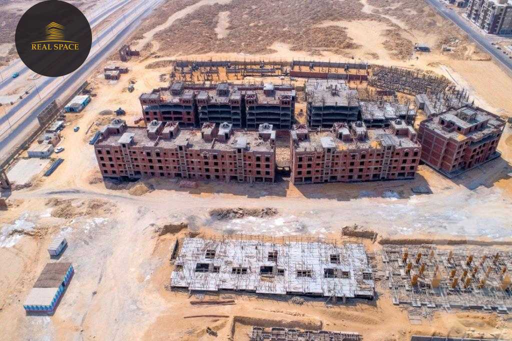 https://aqarmap.com.eg/en/listing/5692320-for-sale-cairo-new-cairo-compounds-rock-vera