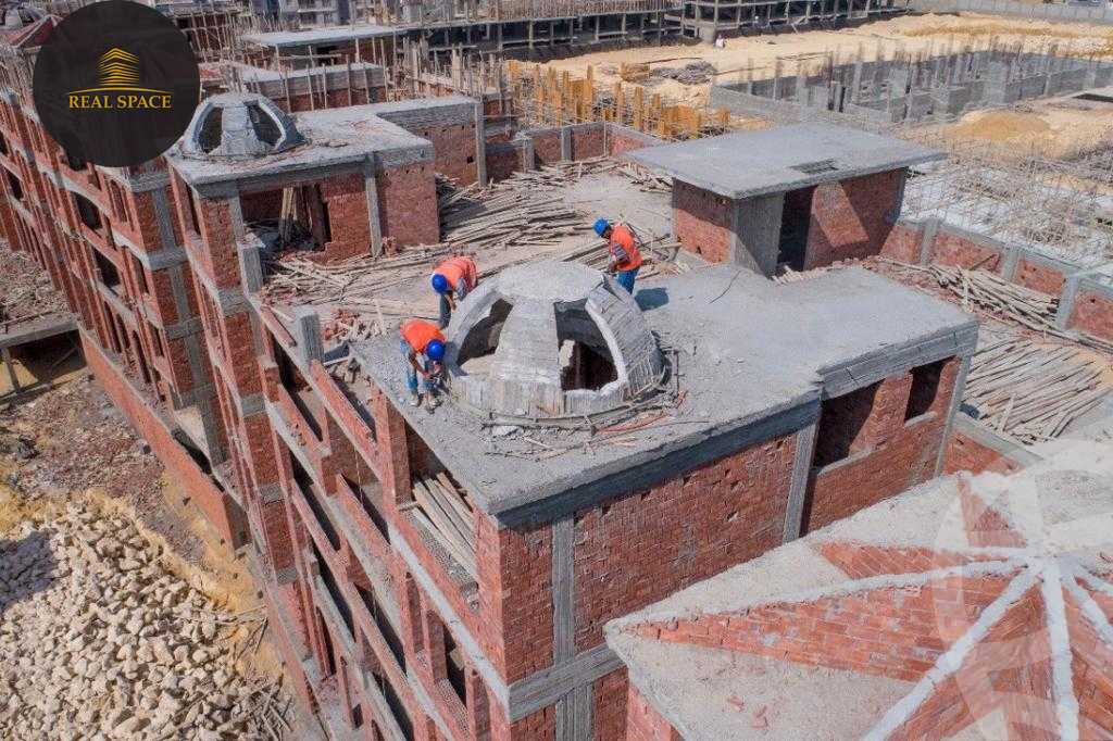 https://aqarmap.com.eg/en/listing/5692320-for-sale-cairo-new-cairo-compounds-rock-vera