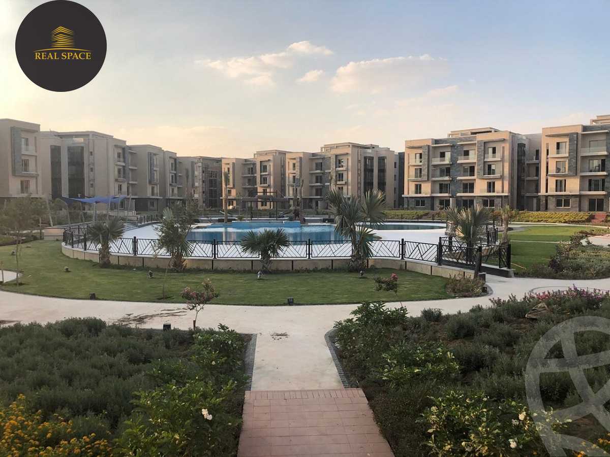 https://aqarmap.com.eg/en/listing/6099902-for-sale-cairo-new-cairo-compounds-moon-valley