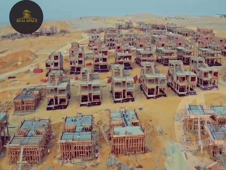 https://aqarmap.com.eg/ar/listing/4876128-for-sale-cairo-new-cairo-compounds-blm-hylz-nyw-kyrw