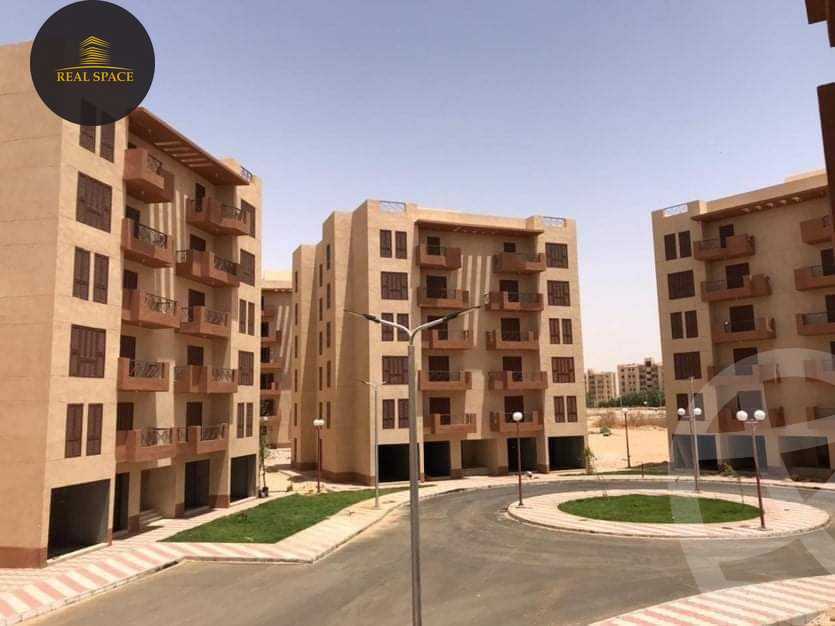 https://aqarmap.com.eg/ar/listing/4010348-for-sale-cairo-el-sheikh-zayed-city-compounds-dh-drys