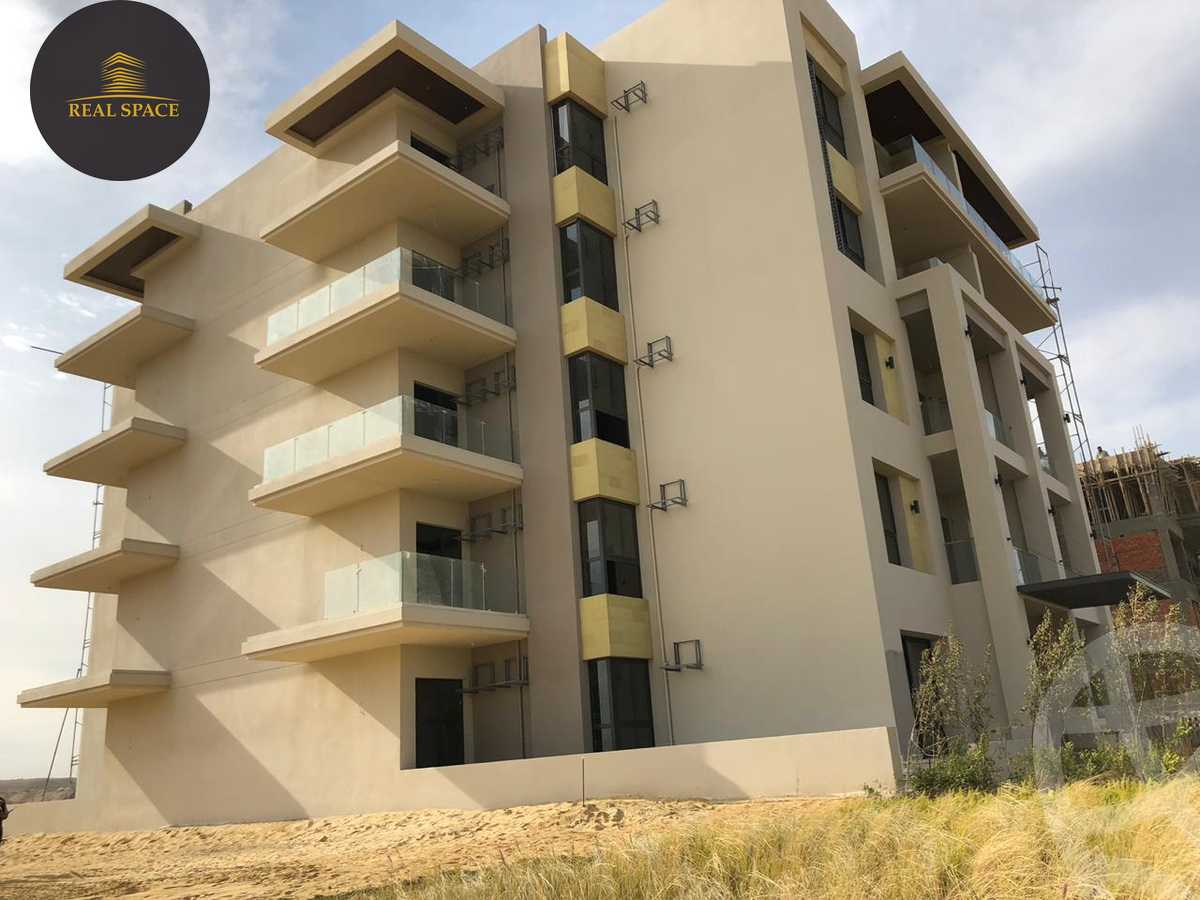 https://aqarmap.com.eg/ar/listing/4010348-for-sale-cairo-el-sheikh-zayed-city-compounds-dh-drys