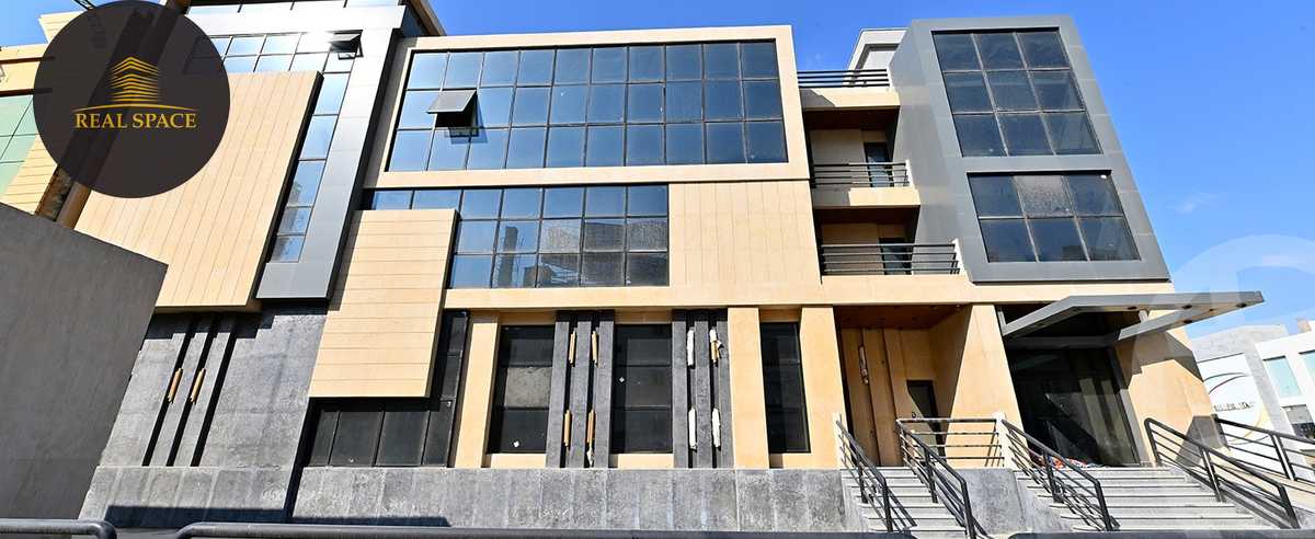 https://aqarmap.com.eg/en/listing/4083455-for-rent-cairo-new-cairo-ltjm-lkhms-90th-street-northern-90th-street