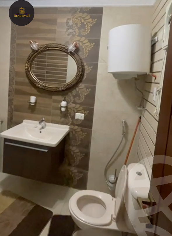 https://aqarmap.com.eg/en/listing/5984040-for-sale-cairo-heliopolis-heliopolis-square-mahmoud-al-ebyari-st