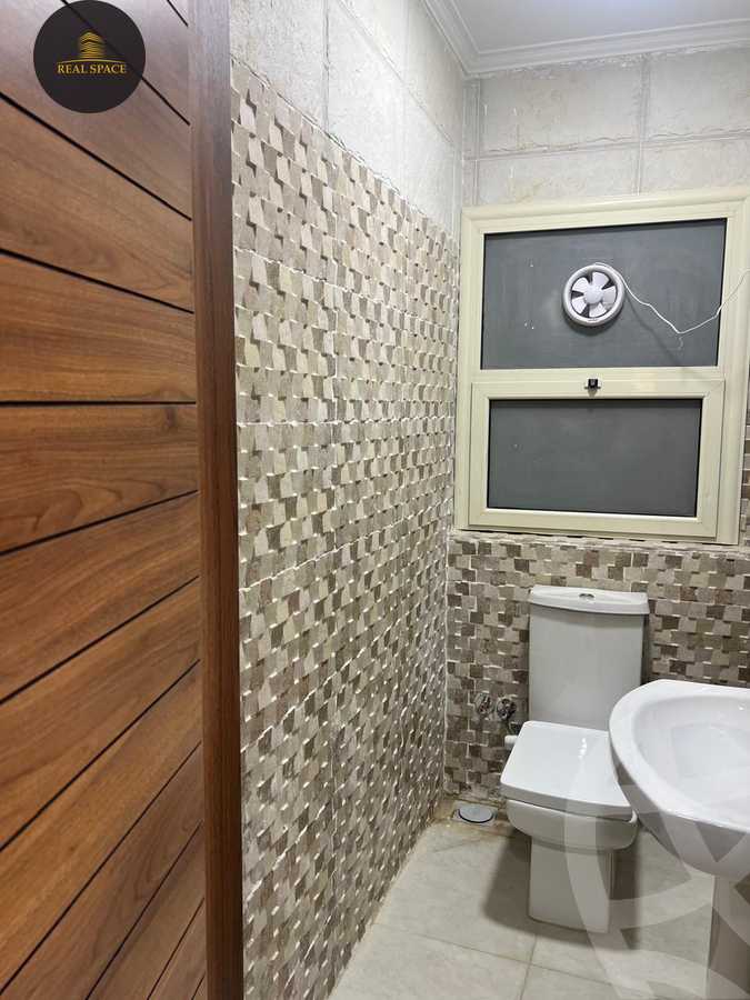 https://aqarmap.com.eg/ar/listing/6155845-for-rent-cairo-new-cairo-compounds-sarai-elan-sarai-compound