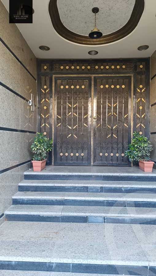 https://aqarmap.com.eg/en/listing/5626745-for-sale-cairo-new-cairo-gharb-arabila-doctor-hani-maher-st
