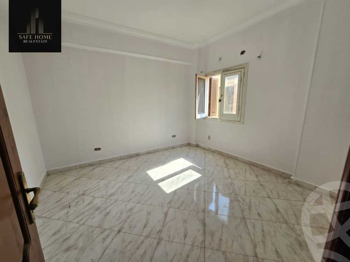 https://aqarmap.com.eg/en/listing/5655947-for-sale-cairo-new-cairo-el-yassamin-el-yasmeen-8