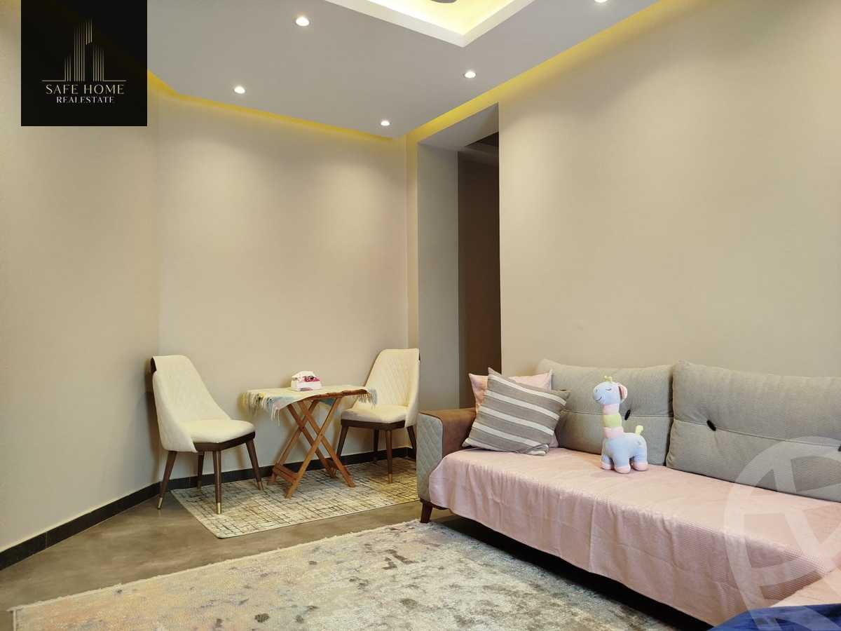 https://aqarmap.com.eg/en/listing/5668591-for-sale-cairo-new-cairo-compounds-nakhil-village