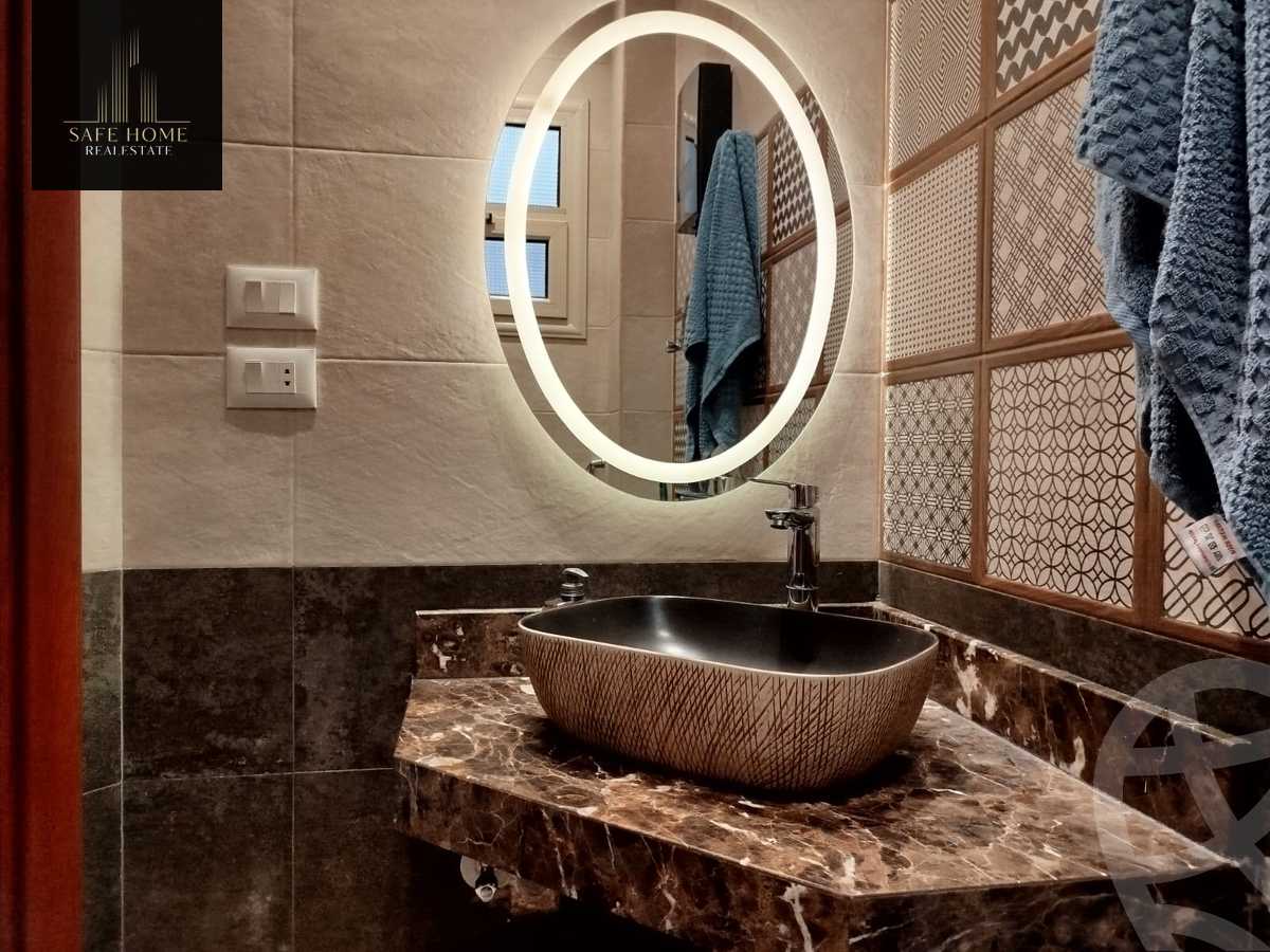 https://aqarmap.com.eg/en/listing/5668591-for-sale-cairo-new-cairo-compounds-nakhil-village