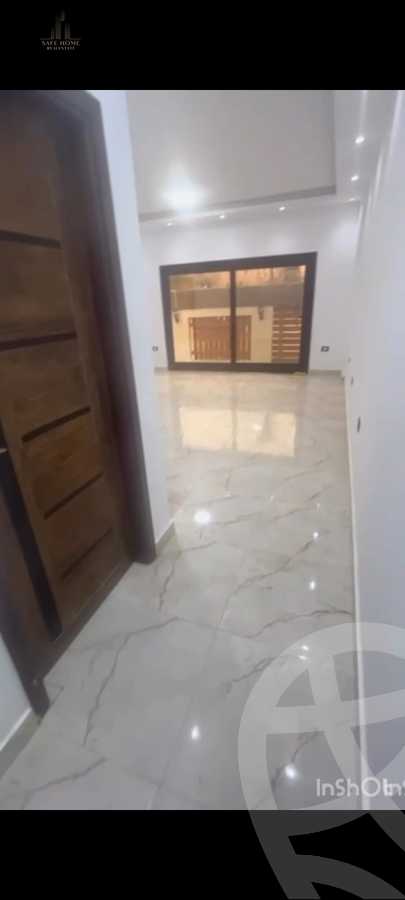 https://aqarmap.com.eg/ar/listing/5684446-for-rent-cairo-new-cairo-sharq-el-akadamiya-mohammad-othman-st
