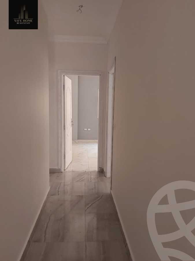 https://aqarmap.com.eg/en/listing/5741301-for-sale-cairo-new-cairo-90th-street-90th-between-mountain-view-roundabout-and-auc