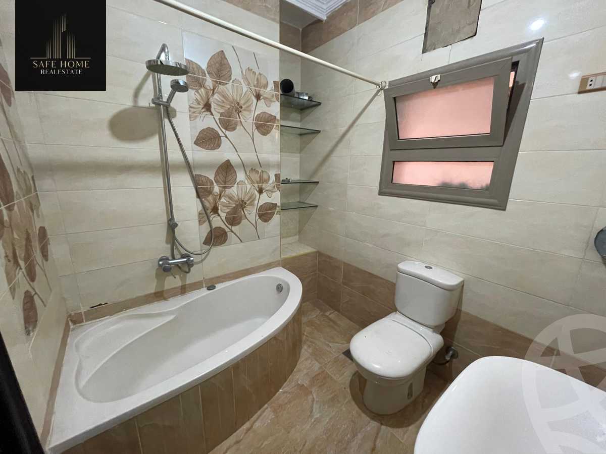 https://aqarmap.com.eg/en/listing/5752190-for-sale-cairo-new-cairo-gharb-arabila-doctor-hani-maher-st