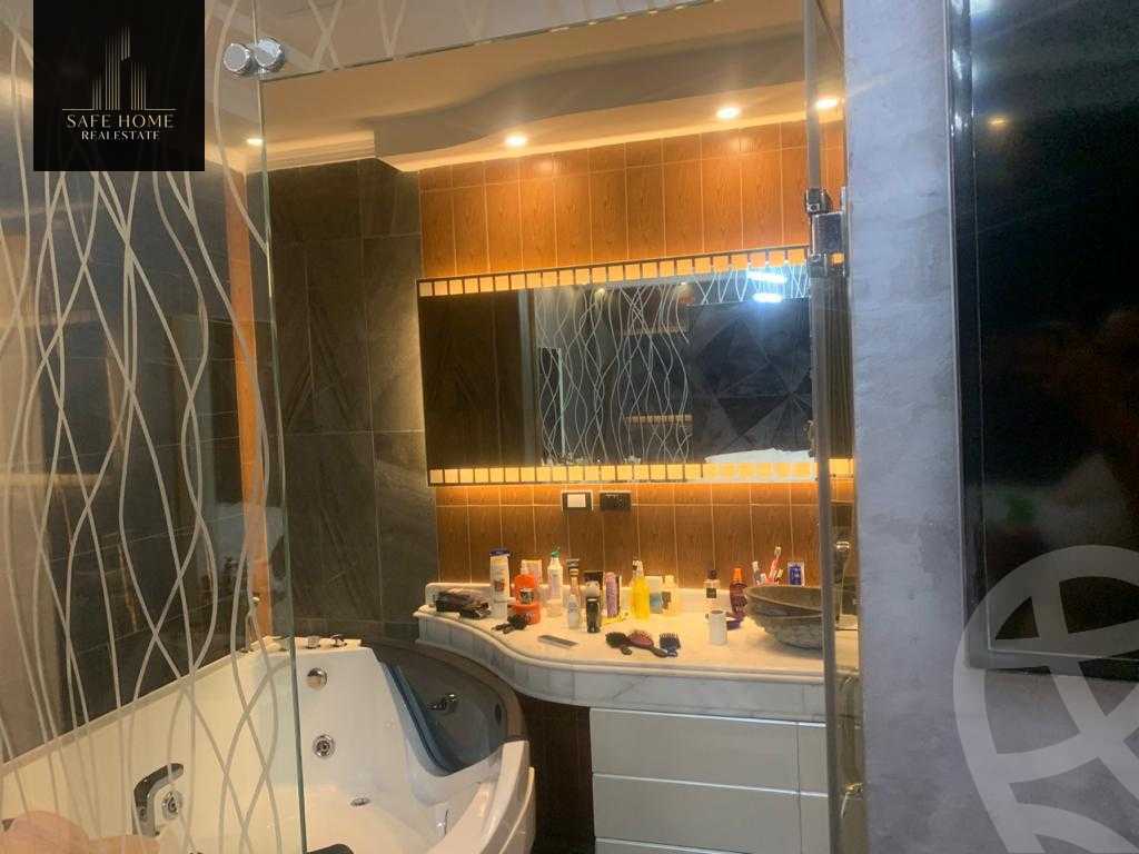 https://aqarmap.com.eg/ar/listing/5760826-for-sale-cairo-new-cairo-ganob-el-akadamiya-abd-el-malek-ibn-marwan-st