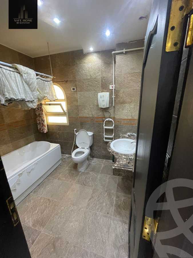 https://aqarmap.com.eg/ar/listing/5961942-for-sale-cairo-new-cairo-ganob-el-akadamiya-south-academy-g-sedki-suliman-st