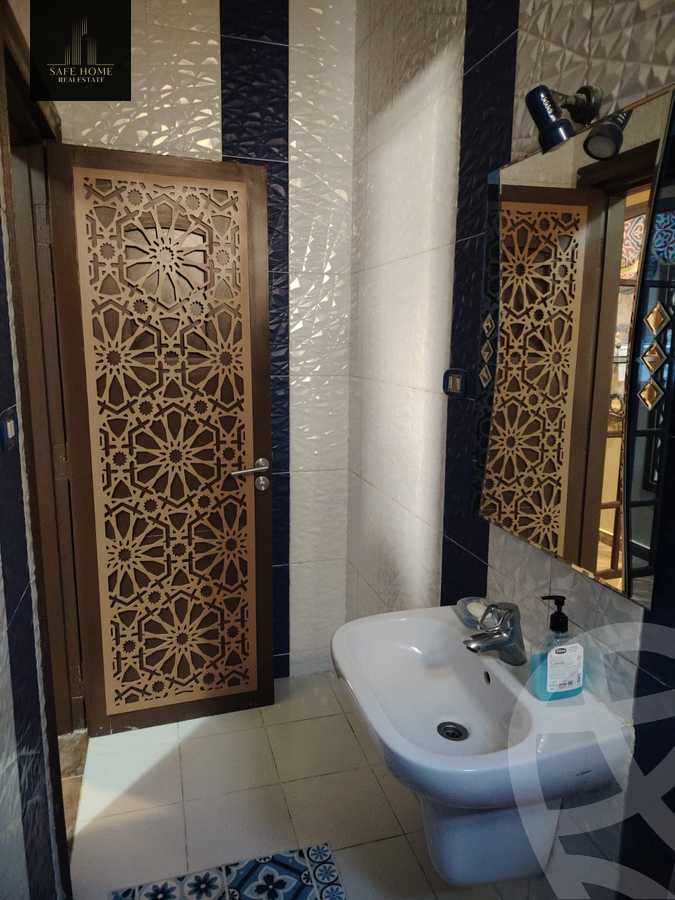 https://aqarmap.com.eg/ar/listing/6086369-for-sale-cairo-new-cairo-compounds-kmbwnd-lnkhyl