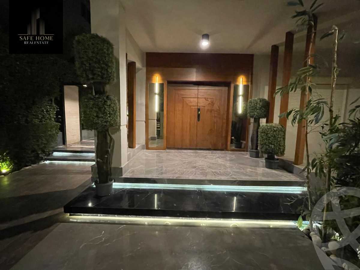 https://aqarmap.com.eg/en/listing/6109543-for-sale-cairo-new-cairo-compounds-hyde-park-central-compound
