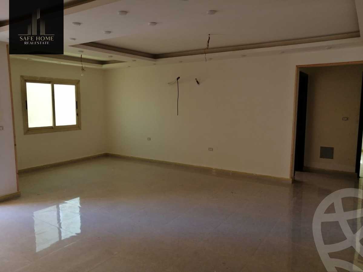 https://aqarmap.com.eg/en/listing/6142229-for-sale-cairo-new-cairo-compounds-bankers-compound