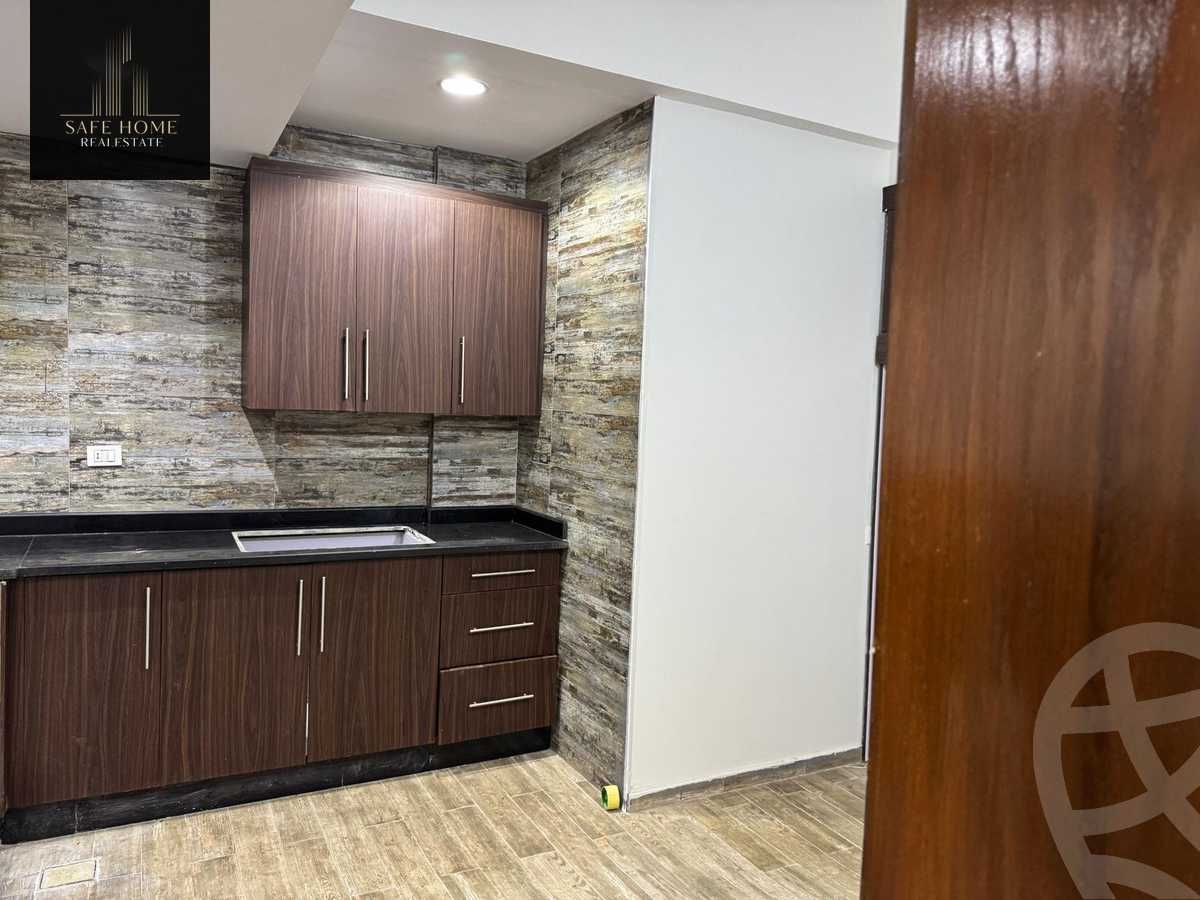 https://aqarmap.com.eg/en/listing/6142266-for-sale-cairo-new-cairo-el-banafsg-el-banafsag-omarat-al-gabri-st