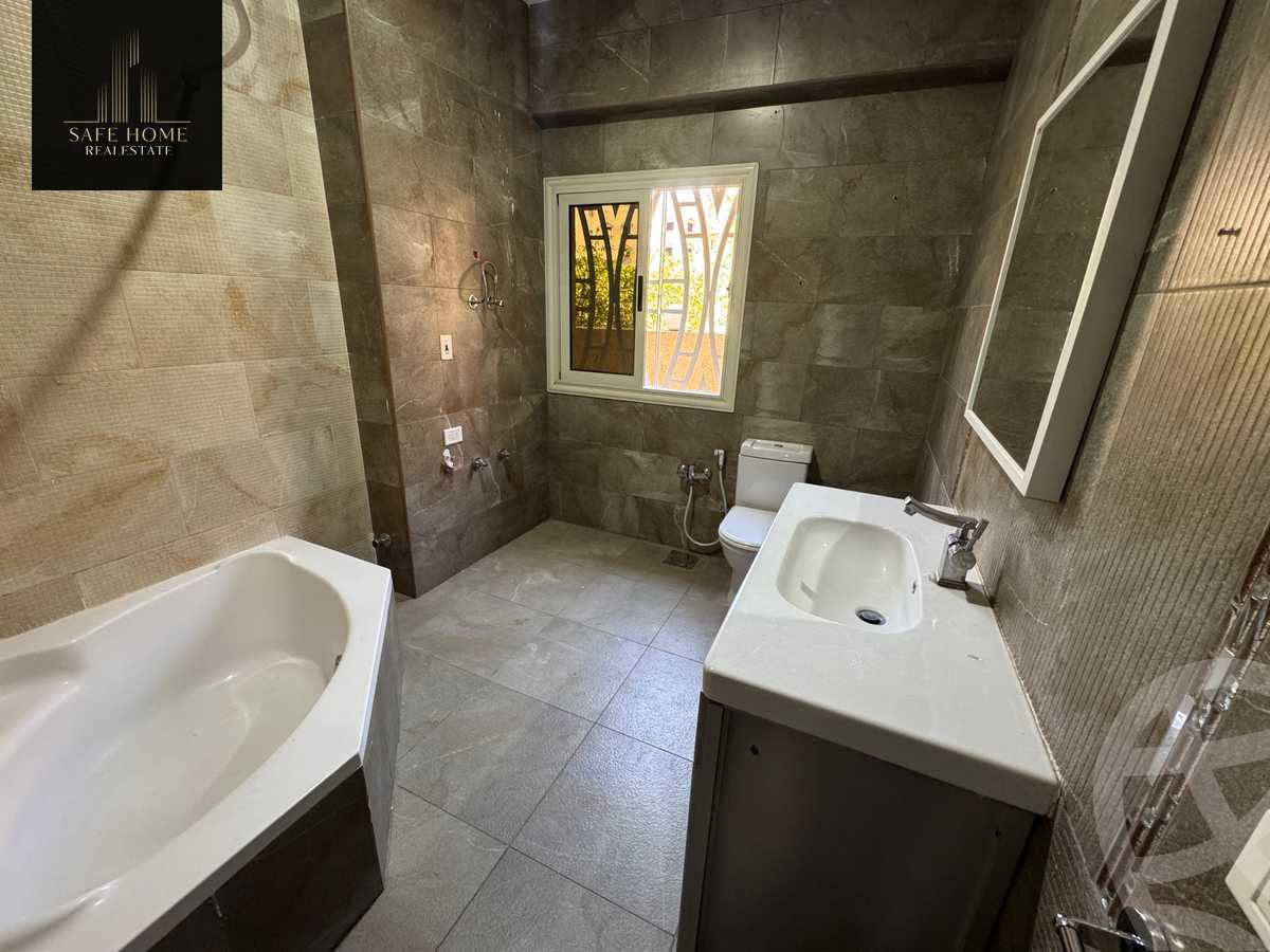 https://aqarmap.com.eg/en/listing/6142266-for-sale-cairo-new-cairo-el-banafsg-el-banafsag-omarat-al-gabri-st