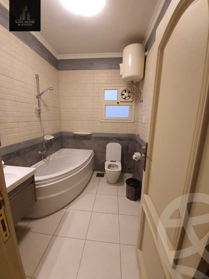 https://aqarmap.com.eg/ar/listing/6145496-for-sale-cairo-new-cairo-el-banafsg-el-banafsag-omarat-al-gabri-st