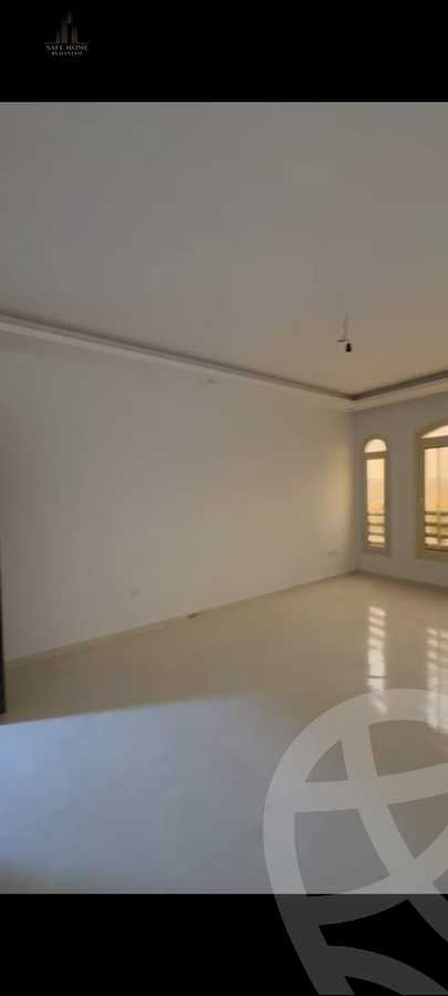 https://aqarmap.com.eg/en/listing/6167709-for-sale-cairo-new-cairo-compounds-el-mostashareen-compound