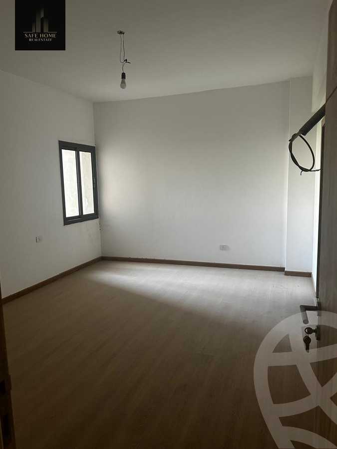 https://aqarmap.com.eg/en/listing/6290289-for-sale-cairo-new-cairo-compounds-fifth-square