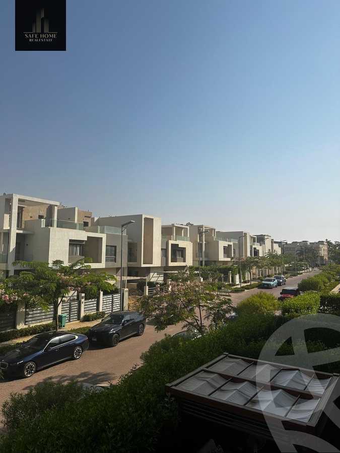 https://aqarmap.com.eg/en/listing/6290289-for-sale-cairo-new-cairo-compounds-fifth-square