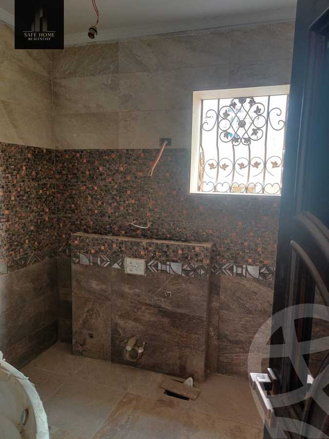 https://aqarmap.com.eg/ar/listing/6322691-for-sale-cairo-new-cairo-el-ahyaa-first-neighborhood-omar-ibn-abd-el-aziz-st