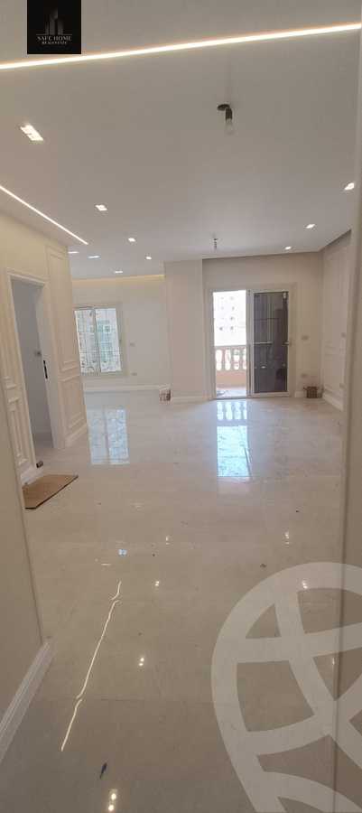 https://aqarmap.com.eg/ar/listing/6383975-for-sale-cairo-new-cairo-gharb-arabila-doctor-hani-maher-st