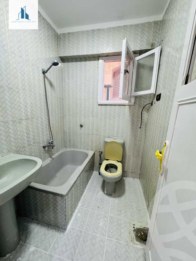https://aqarmap.com.eg/en/listing/6225414-for-sale-alexandria-l-jmy-shataa-el-nakheel-street-10