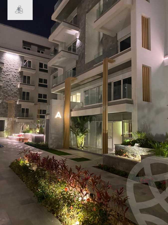 https://aqarmap.com.eg/ar/listing/6234861-for-sale-cairo-new-cairo-compounds-mwntn-fyw-y-syty-club-park-mountain-view-icity