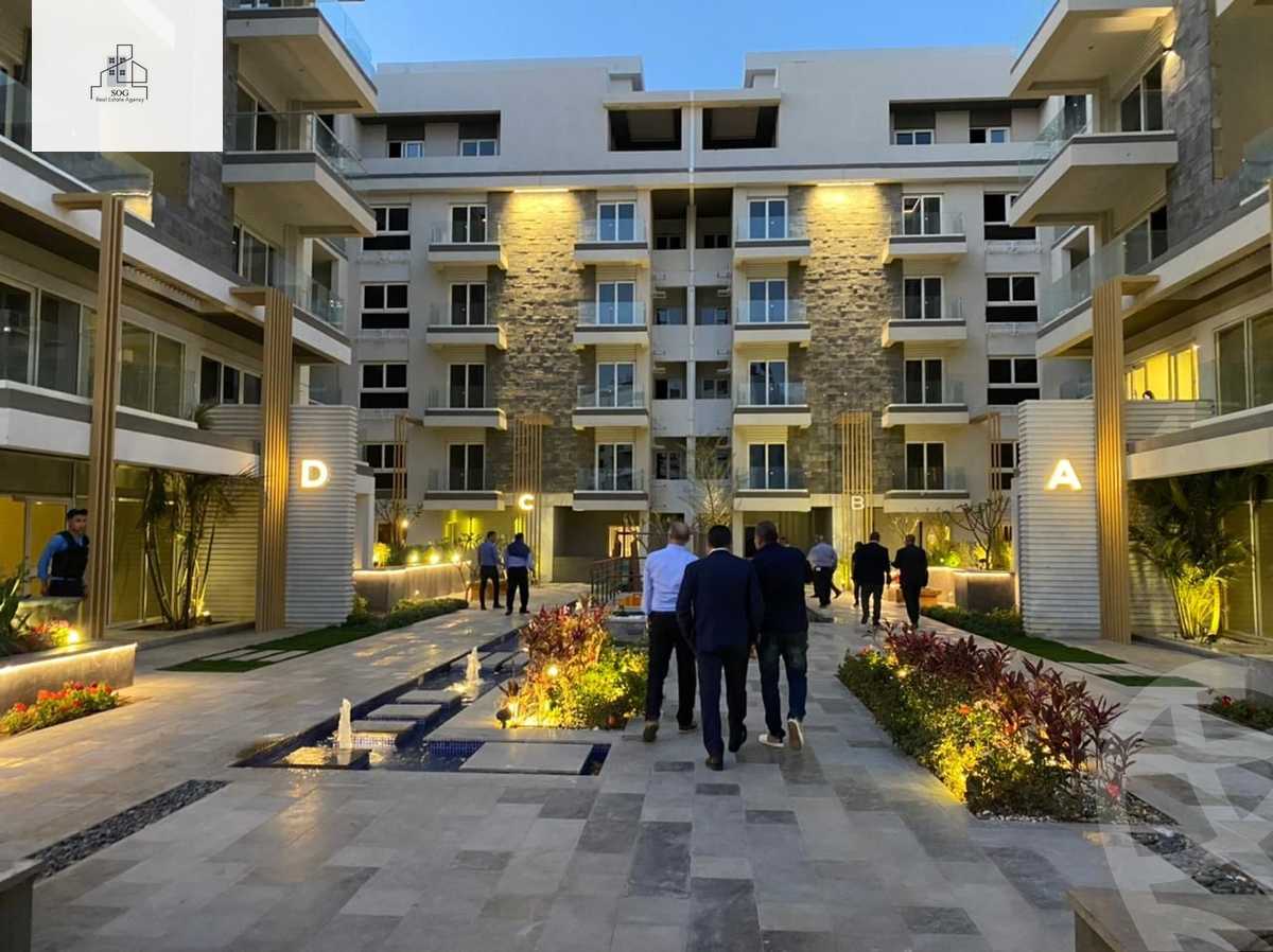 https://aqarmap.com.eg/ar/listing/6234861-for-sale-cairo-new-cairo-compounds-mwntn-fyw-y-syty-club-park-mountain-view-icity