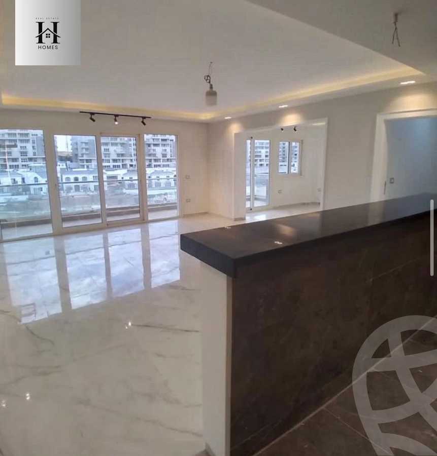 https://aqarmap.com.eg/ar/listing/6326219-for-sale-cairo-new-cairo-compounds-mwntn-fyw-y-syty-club-park-mountain-view-icity
