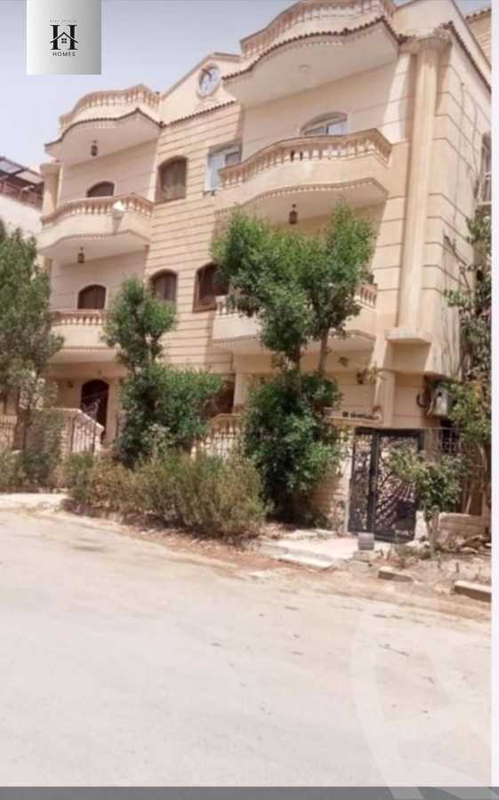 https://aqarmap.com.eg/en/listing/6327931-for-rent-cairo-new-cairo-el-ahyaa-fourth-neighborhood-street-1