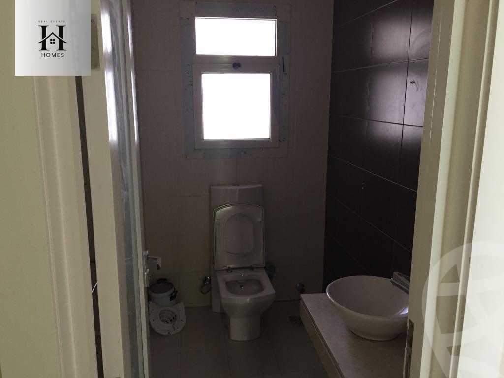 https://aqarmap.com.eg/ar/listing/6426411-for-rent-cairo-new-cairo-compounds-kmbwnd-fyldj-jyt-blm-hylz