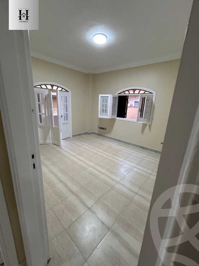 https://aqarmap.com.eg/ar/listing/6547449-for-sale-cairo-new-cairo-el-ahyaa-first-neighborhood-street-1